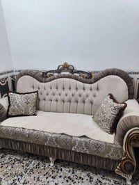 تخم مصري مستخدم 3قنفات و2كراسي (10مقاعد)  السعر 400الف وبي مجال للشراي...