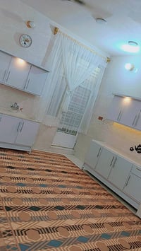 دار للبيع • ١٠٠م • بناء حديث