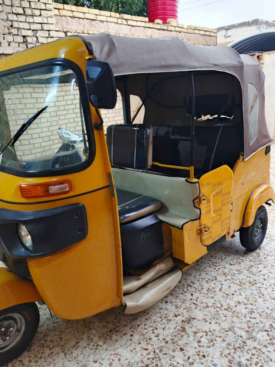 السلام عليكم 
تكتك 21 كفاله 
مكاني العماره 
*********** للاتصال 
مكلف بنشر
