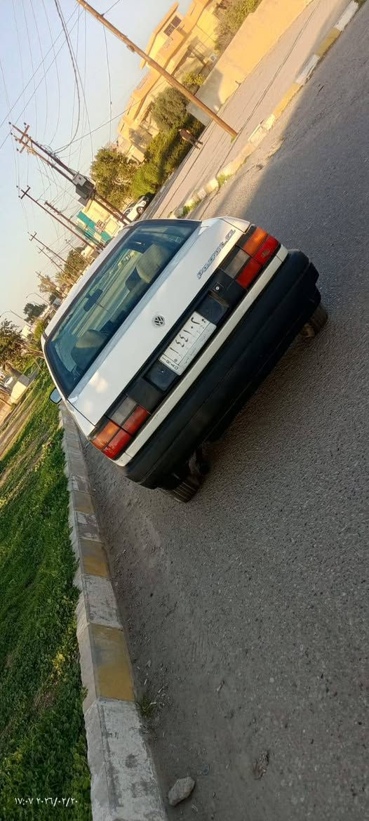 سلام عليكم مكان سياره كركوك 
باسات 1991 كير محرك بلادي مشروع  سنويه 27.صبغ بلادي بدون صبغ ..جاهزة صدر امامي وخلفي وكهربائيات كلها شغاله بيه كوبون بنزين سعر ٣٥ ومجال
للاستفسار ***********
