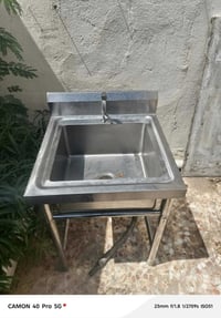غراض لبيع مكلف بلنشر ماكن. بغداد بس اتصال فقط 07710555496