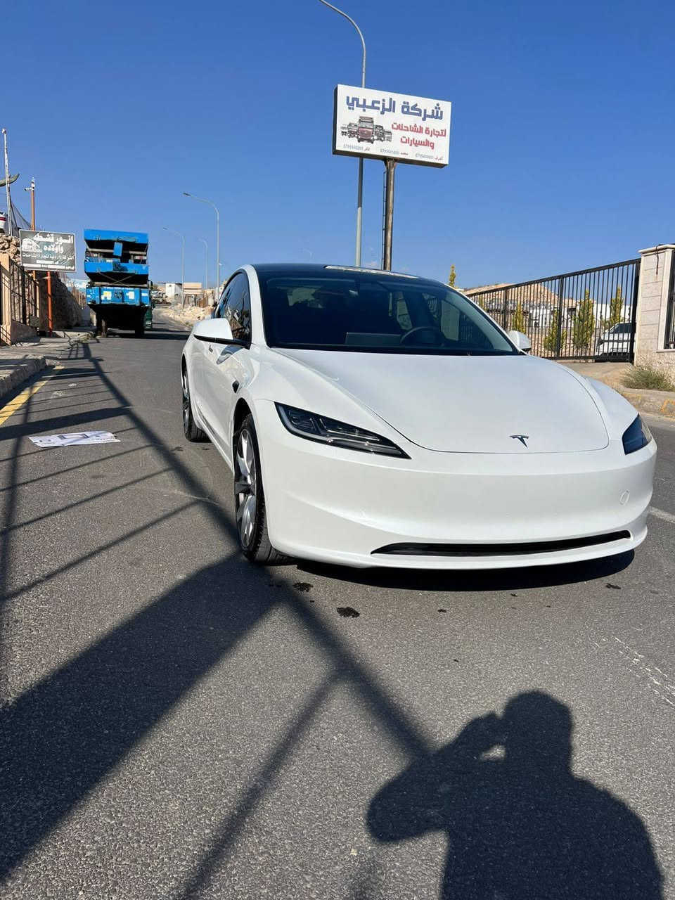 السلام عليكم للبيع Tesla Model 3 Highland  premium 2025

سنكل ماطور
 لونك رنج 
ويل ١٩ مميز
لون ابيض صدفي
رقم اربيل جديد
هزة جديد
سنوية باسمي 
ماشية 10000
سيارة جديدة 
السعر 238 $

للاستفار ***********
