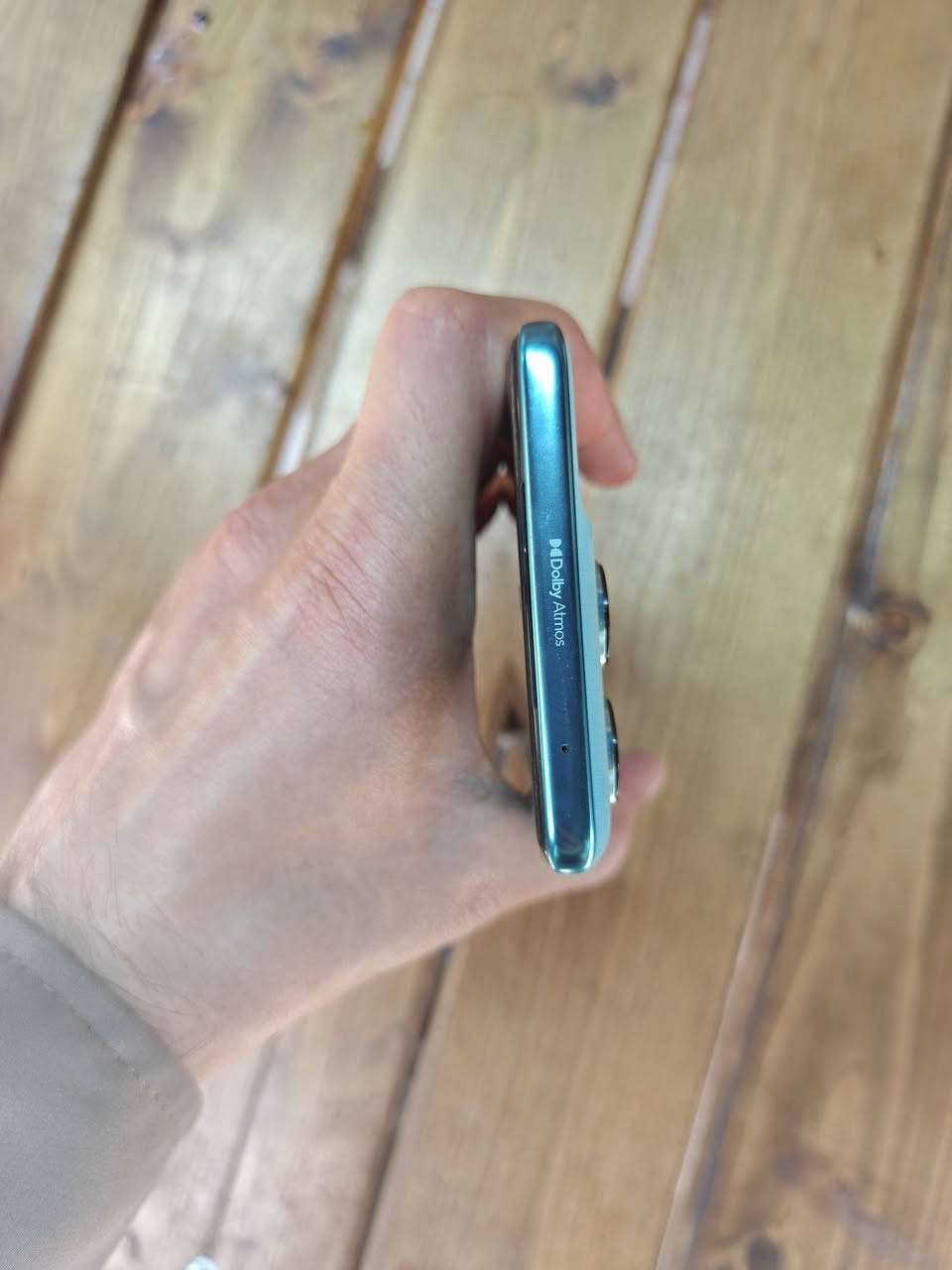 ئەو موبایلەمان هەیە بۆ فرۆشتن motorola ege 60 fusion خاوێنی ۱۰۰/۹٨ شوێن هەولێر گەیاندن هەیە


**إذا كنت صاحب هذا الإعلان وتريد حذفه لأي سبب، رجاءا أرسل رسالة إلى الدعم الفني**