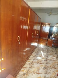 غرفه أم سته • مستخدمه • العزه القديمة