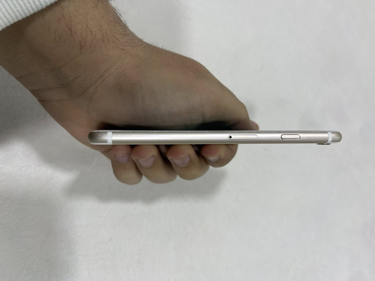 ايفون 6s جهاز نضيف يخبل مبدل بطاريه بطاريته ٩٣ كلش حلوه بل شحن متصرف بصمه شغاله الخط شغال كلشي شغال سعر ٥٠ وبي مجال عنوان / بابل مركز *********** فقط واتساب
