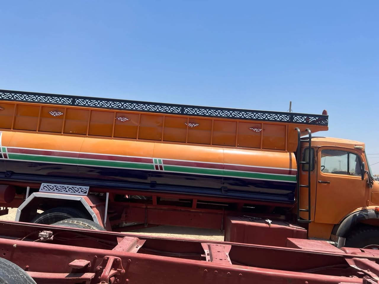 أهلاً وسهلا بكم في معرض الاحلام ✨
معرض_الاحلام_البيع_وشراء_المعدات_ثقيله🚛🚜🏗

للبيع اقجم دنكر 📌

موديل1980✅

شاصي طويل بلادي ❗

قماره بلادي 🛠

تانكـي تفصال جديد ✅

محـرك55 👍🏽

كيـر 25⚙️

اكسل 17✅

✅ خبرة طويلة في خدمة عملائنا ومستعدين دائماً لتقديم

 الأفضل لكم ⭐

للإستفسا☎️*********** اثير الفهداوي 

أو تفضلو بزيارة معرضنا بالفلوجه-خط-سريع-قرب-محطه-الندێ  👇👇👇 

                    { #معرض #الاحلام #لتجارة #الشاحنات }

