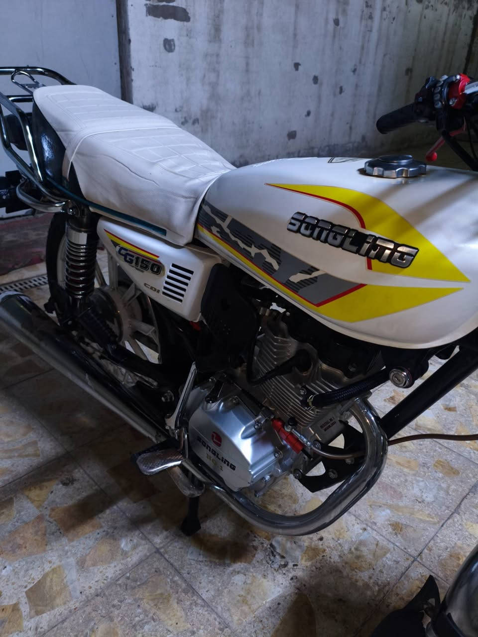 دراجه سونك 2024اوراق كامله كمرك
دراجه نضيفه كلش عوزها بصمه ومجامع لأن يشكلن مرات مو دائمن سعرها 750 وبيها مجال المكان بغداد حي اور 600

*********** واتساب
