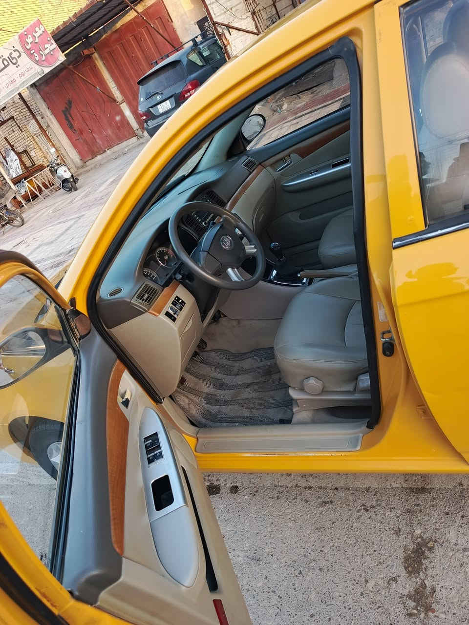 ليفان 11مكفوله كفاله عامه من الصبغ والضربه والتبديل
سياره جاهزه مكينه وكير وحدانيه وتخم تأير 
السعر. 48 
ناصرية مركز ***********
