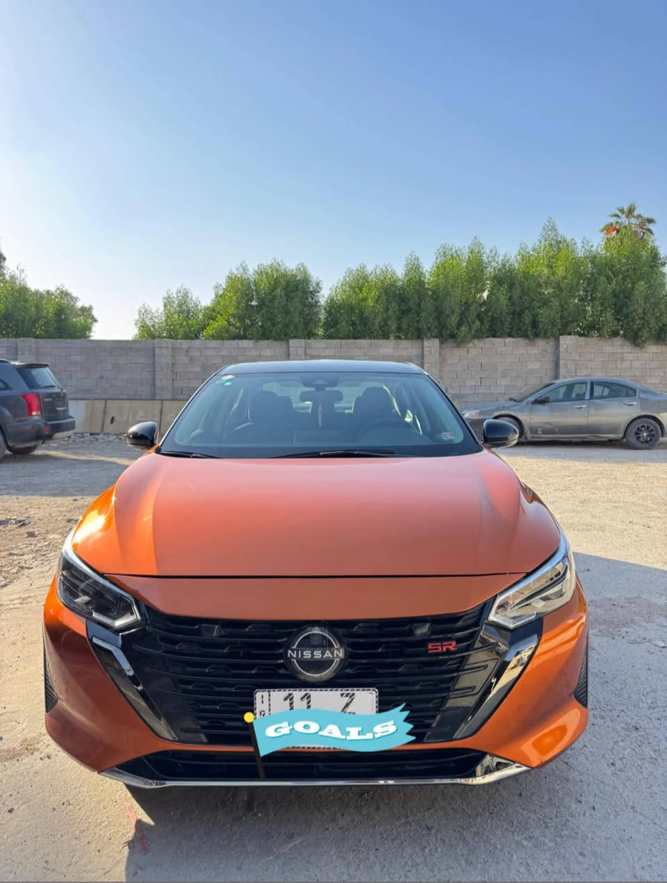 السلام عليكم
نيسان سنترا موديل 24 فئة SR توكلر  ماشية 13سيارة جديدة رقم بغداد 
***********
