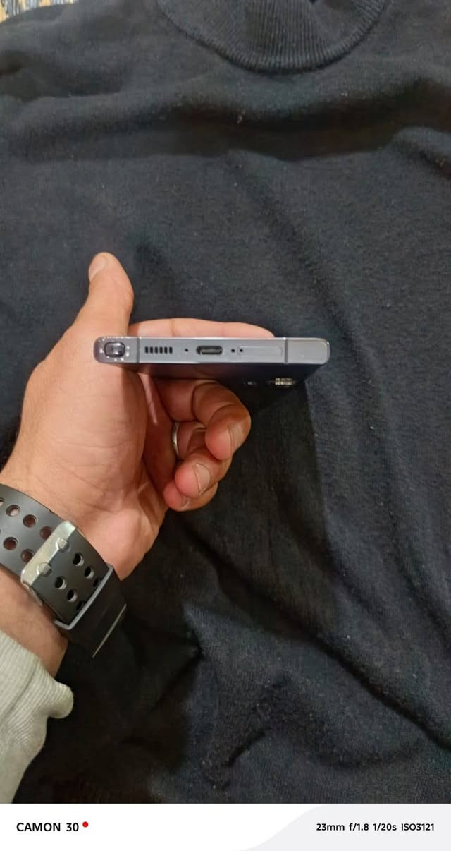 السلام عليكم
جهاز اس 23 الترا ذاكره 256 جهاز نضيف انضف من الصور تجي بعينك تشوفه وتجيكه مكاني شارع الداخل مدينة الصدر  سعر الجهاز 650 بس بي هاي ليم القلم شويه مزلوغ
***********واتساب 
***********اتصال
