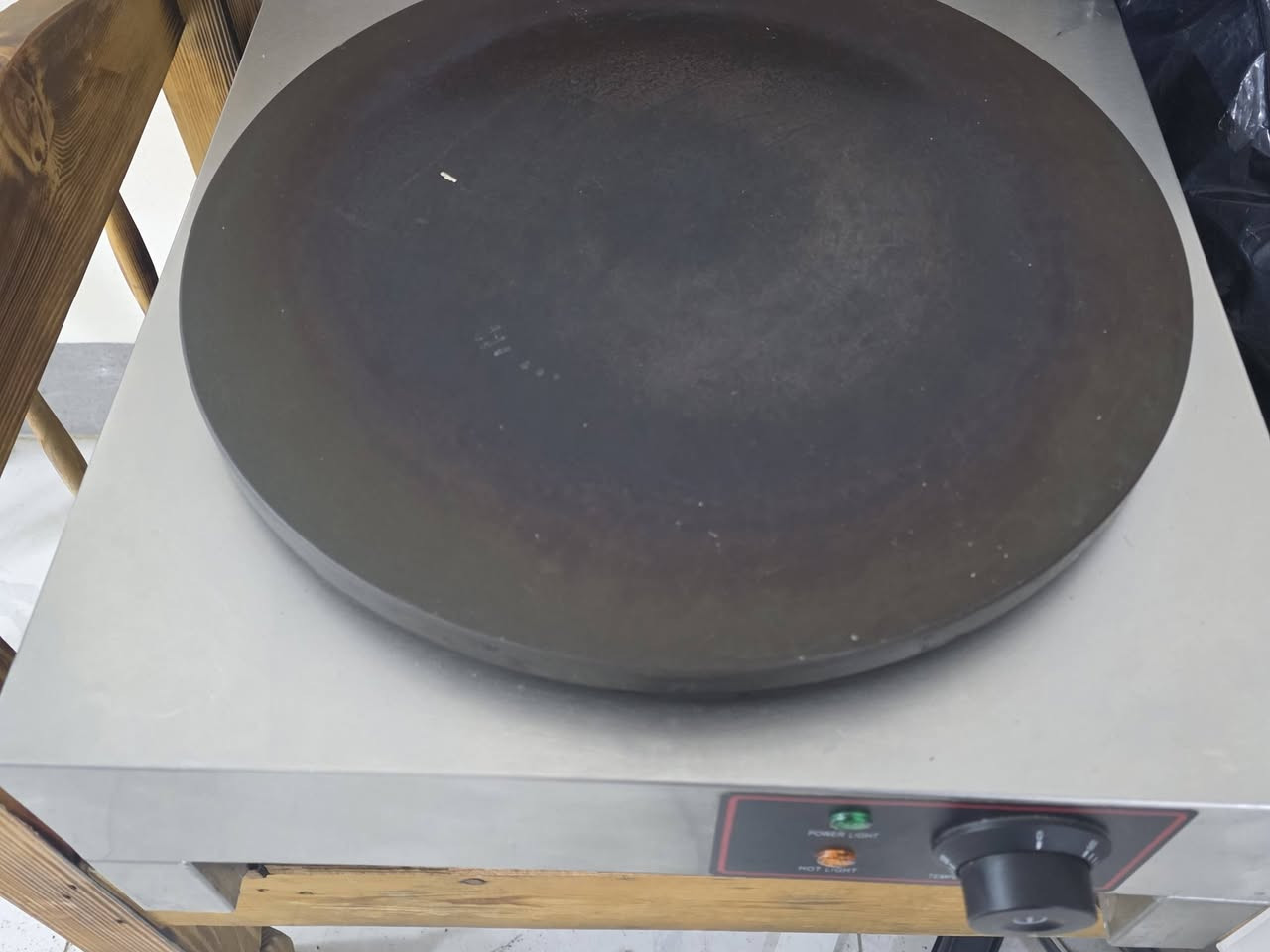 اغراض مقهى للبيع
جهاز كريب صناعي ١٦٠ الف نظيف جدا
جهاز وافل صناعي ١٦٠ الف نظيف جدا
طباخ زنجر وبركر جديد جدا ١٦٠ الف
جهاز عصر فواكه صناعي ٩٠ الف نظيف جدا
طخم خشب مقهى القطعه ٣٠ الف
شاشه tcl فول موصفات انترنت سمارت حجم ٤٢ .. اب ٢٦٠ الف


**إذا كنت صاحب هذا الإعلان وتريد حذفه لأي سبب، رجاءا أرسل رسالة إلى الدعم الفني**