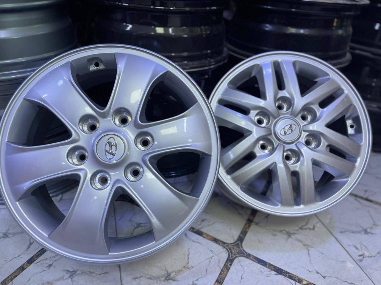 مجمع الحاج عماد الاسدي بابل الحمزة الغربي
متوفر ويل كب ستاركس 17 + 16 جميع لأنواع ول مديل 
متوفر اصلي كوري ثقيل + تجاري خفيف 
هـ ***********
