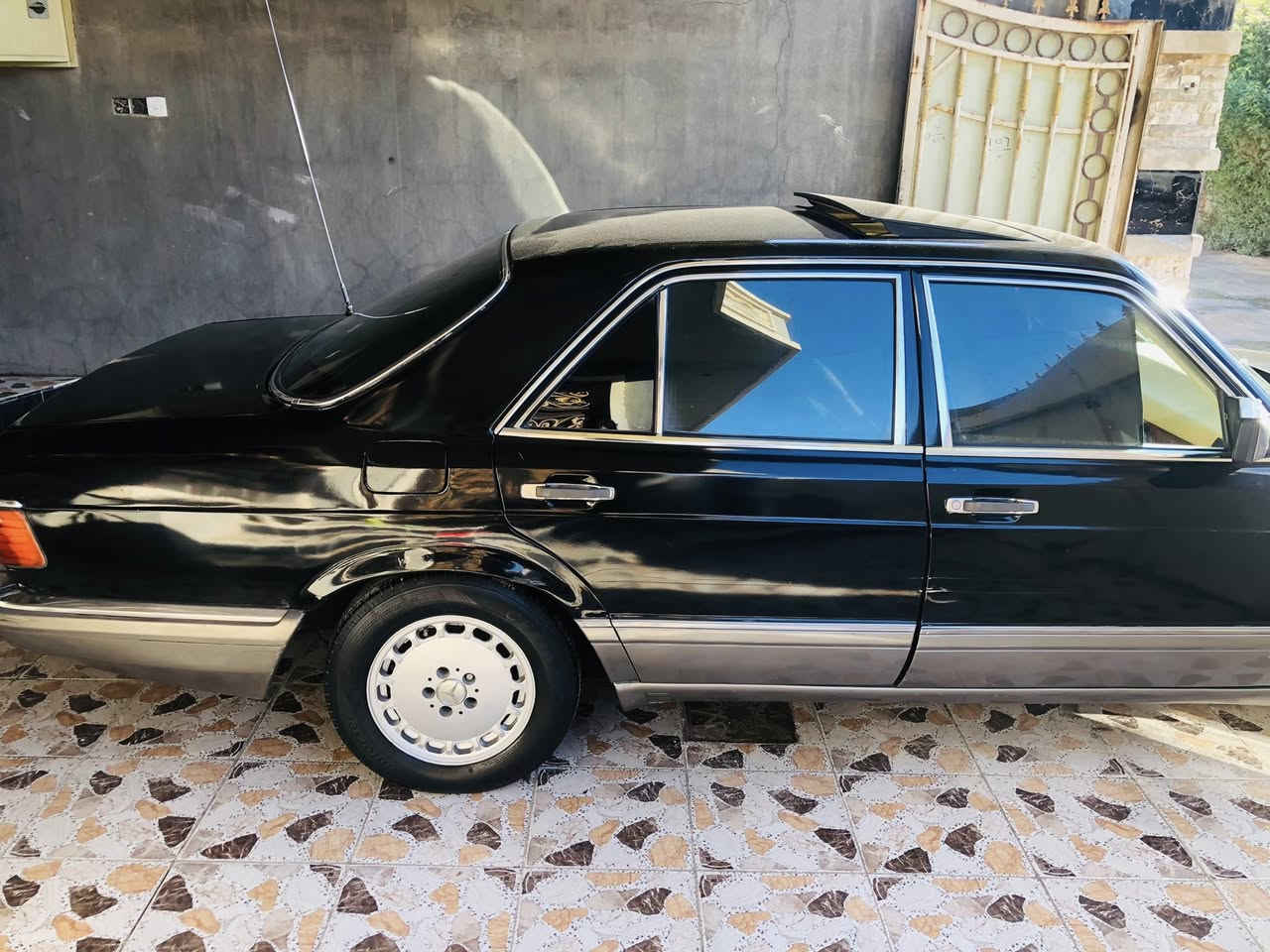 سلام عليكم  للبيع او مروس  مارسيدس رائسي  موديل 1988 محور مكينه ملكه  ثنين و نص  رغم الانبار   سياره بسمي  السعر المطلوب 65 او بيه شويه مجال 
هاذا رقمي بيه وتساب ***********
