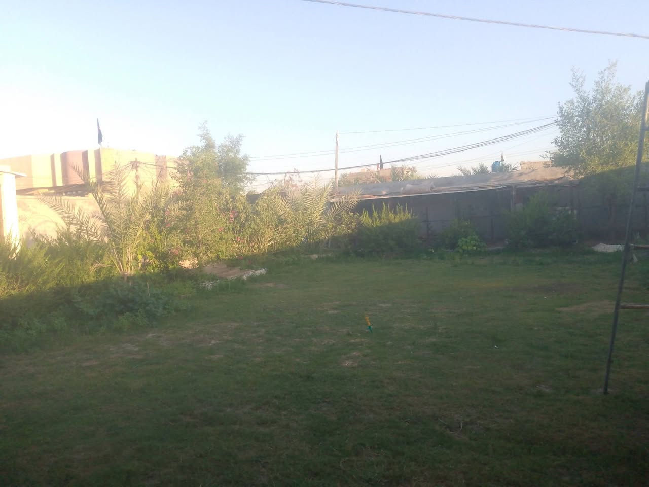 بيت للبيع كربلاء الابراهيميه نزلت العامريه  قرب اسواق الاخوين المساحه 500متر يحتوي على حديقه  +استقبال خارجي +2حمامات خارجيه +مطبخ كبير+صاله تحت وصاله فوق +حمام داخلي +غرفه 1.
للاستفسار: ***********
بيت للبيع كربلاء الابراهيميه نزلت العامريه  قرب اسواق الاخوين المساحه 500متر يحتوي على حديقه  +استقبال خارجي +2حمامات خارجيه +مطبخ كبير+صاله تحت وصاله فوق +حمام داخلي +غرفه 1.
