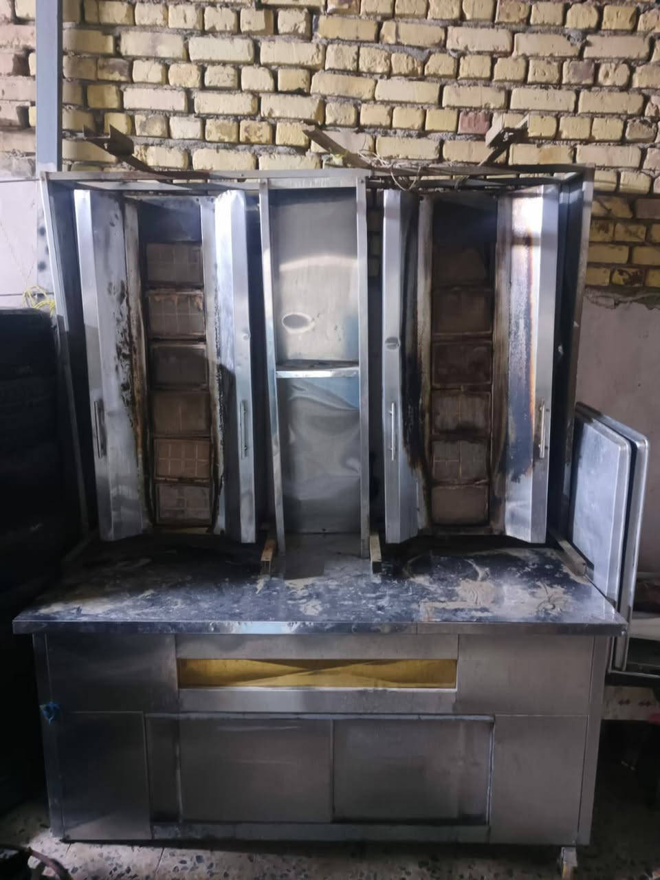 سلام عليكم
شواية كص مع ملحقاته للبيع +وجار كباب 
مكانهن ناصريه مركز
***********
