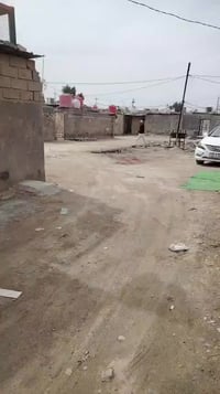 مشتمل اليجار قبله شارع المدارس  تجاوز غرفه ومشتملات  يجاره 200 0775594...