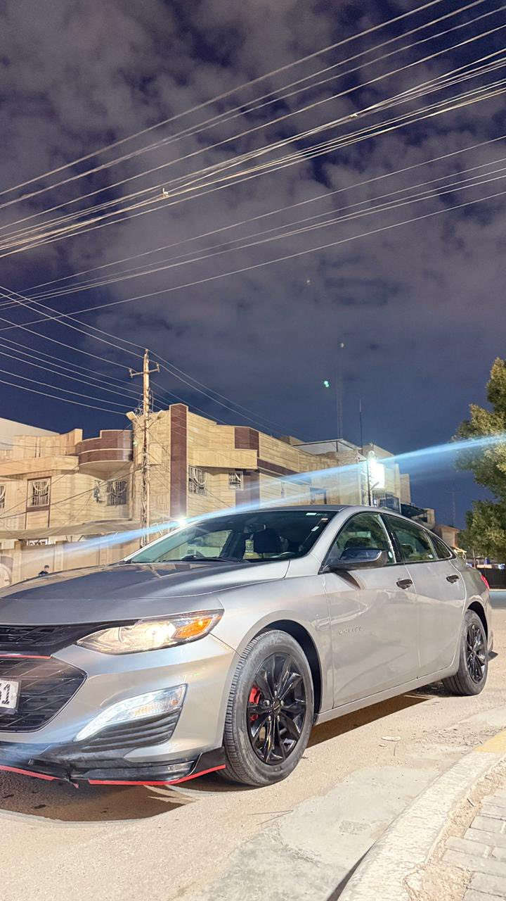 ياالله
السلام عليكم 
ماليبو2024   مواصفاتLT فول ماعده الفتحه
رقم كربلاء الجديد بأسمي
 بجم كبس حادثه خلفي 
المواصفاتLT 
بصمه ابواب + جنطه
تشغيل عن بعد 
رادارات امامية جانبيه/ تحديد مسار 
محرك 1500 توربو
قياده ذاتيه
سايد بريك بصمه
مانع انزلاق
لدات اماميه نهاري 
اوتو بريك /توقف ذاتي عند الاقتراب 🚳
كشنات تدفئه + كهرباء ⚡️ 
تبريد مناخين منفصل SYNC
تبريد قطعتين امامي خلفي 
شاشه كبيره تدعم 📲Android Auto/car play
خرائط Gps📌
كامره خلفيه 📷
كروز مثبت سرعه
مانع انزلاق ⛔️

السعر135
***********
