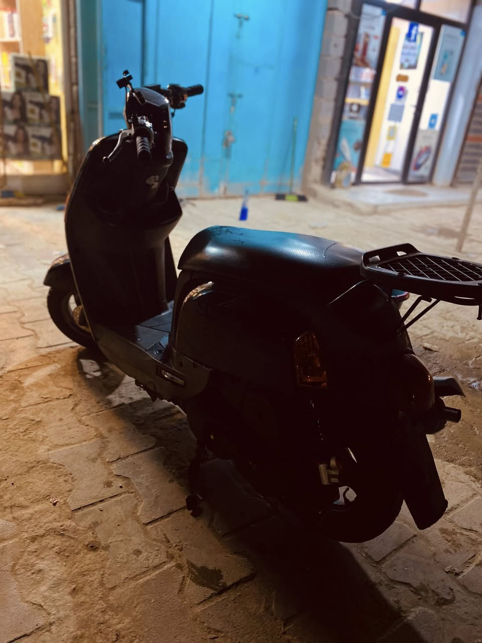 سلام عليكم ورحمة الله وبركاته ماكس بوليس للبيع الدراجه صار 4 اشهر من نازله رمبه الدراجه مكفوالى كفاله عامه العنوان بغداد النهروان سوق الشمري السعر خاص اي ستفسار ***********
