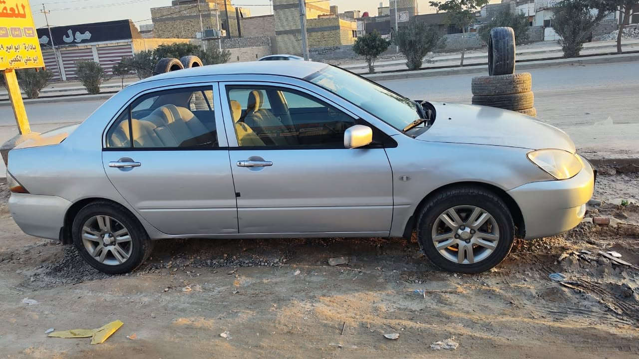 لانسر ٢٠١٠
كفاله 

فقط بارد قليل بدون صبغ 

كير مكينه كفاله 

تبريد شغال

 السعر 87

عنواني نجف ***********
