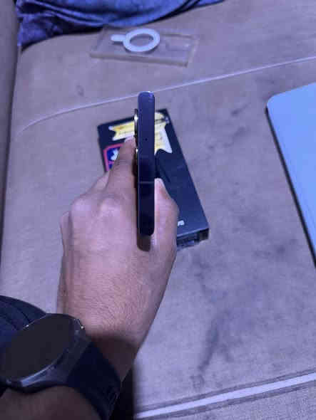 جهاز إس ٢٣ ألترا جهاز مبدل شاشه وكاله عين الفهد ضمان عين الفهد مو أمريكي دبل سيم كارت ذ ٢٥٦ قيم ب يرضي الله مو شراي لا تكسر ب سعر رجائا 
مكاني بغداد حي اور 
***********
