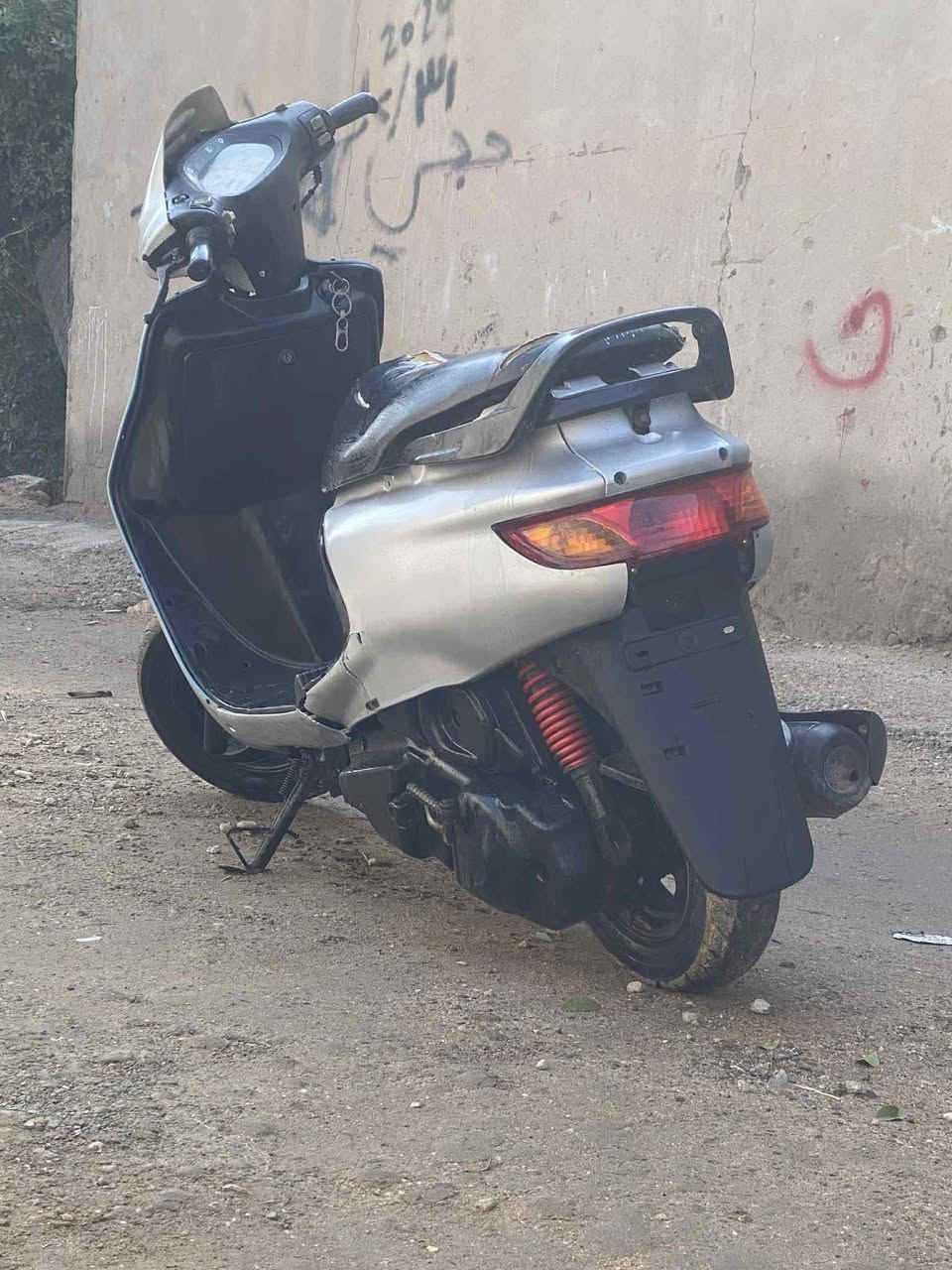 السلام عليكم عاده منشور ببسب وعاد كاذبه دراجه اللبيع فراشه ✔️ فحل كفرات نظيفه جدا كهربائيات كلها شغاله مكينه زينه ناعمه شلعه معدل فول تجي شوف بعينك كابريتر مال حاويه سعر 250مكاني الكفل بابل رقمي ***********
