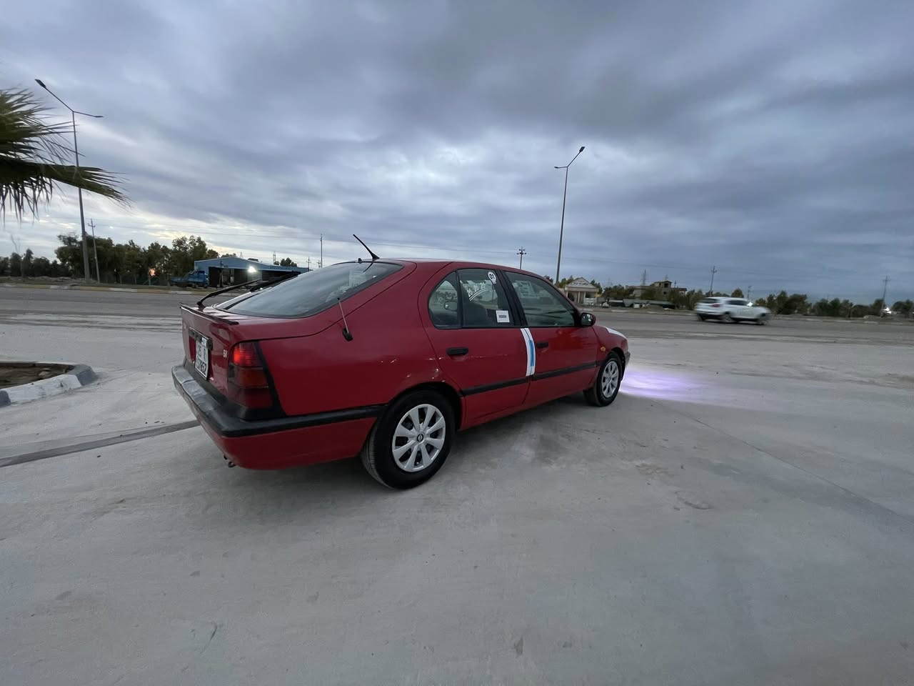 سلام عليكم نيسان بريمر موديل 1991سياره تبريت ويا سويج   تتفيئه رقم سنوي جديد كوبون بنزين اربع تيرات جديد سيار اي نقص مابي گير محرك 18بشرت كاربيات كله بشرت مكان سياره كركوك  رقم موبايل ***********
