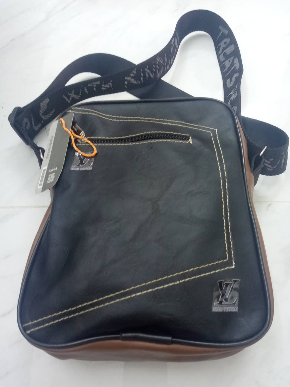 عرض خاص السعر. 6000الف للحجز خاص واتساب توجود خدمه توصيل


**إذا كنت صاحب هذا الإعلان وتريد حذفه لأي سبب، رجاءا أرسل رسالة إلى الدعم الفني**