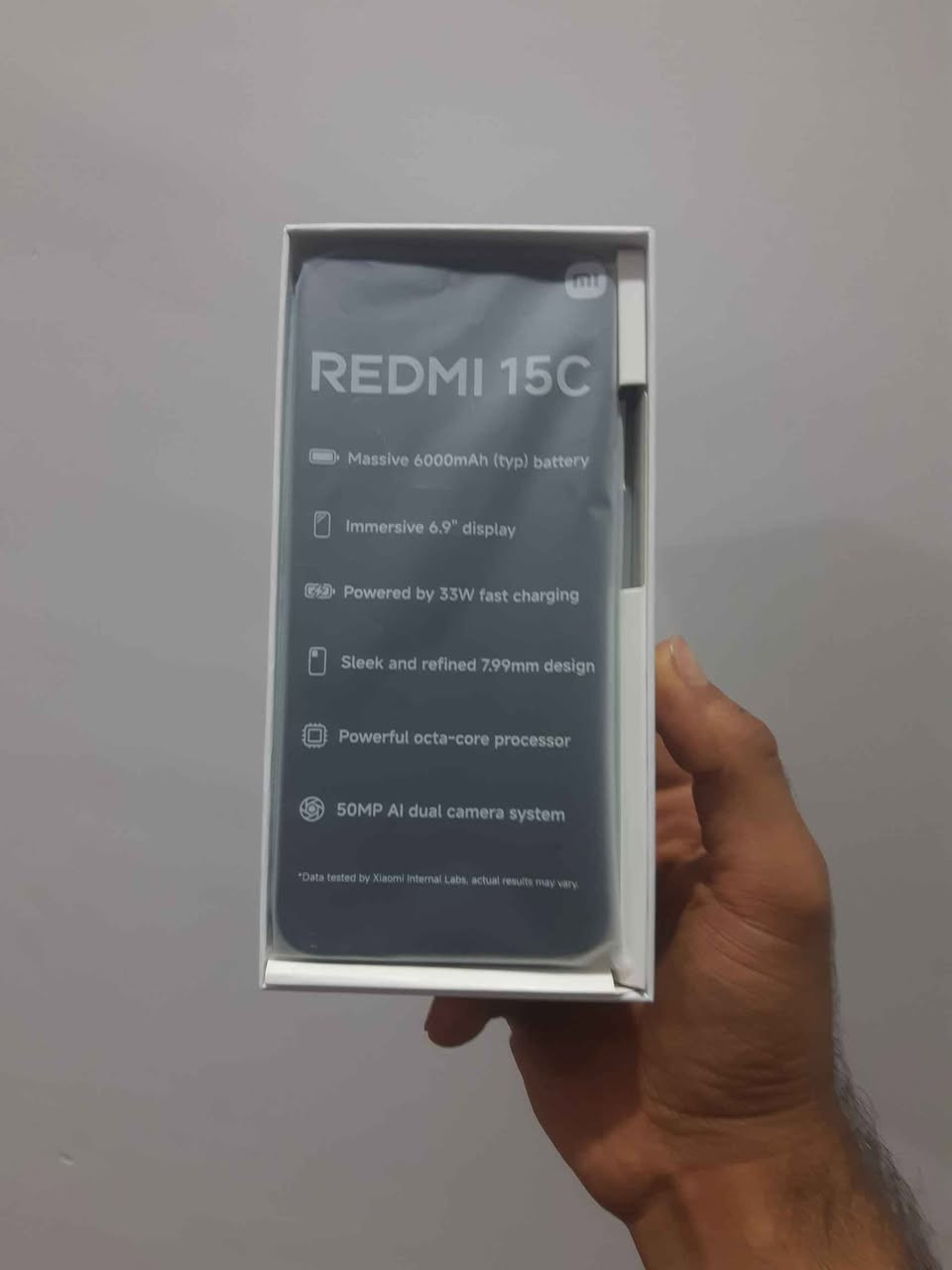 جهاز ريدمي جديد طك كارتون
ذاكره 256
بطاريه 6000
يشغل 60 فريم 
شاشه120HZ
ذاكره داخليه 8
شاحن سريع 33w
يدعم الذكاء الاصطناعي
للاستفسار *********** الزبير, البصرة
