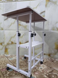 ميز دراسة للبيع جديد ٠٧٨٤١٥٥٥٢٦٢