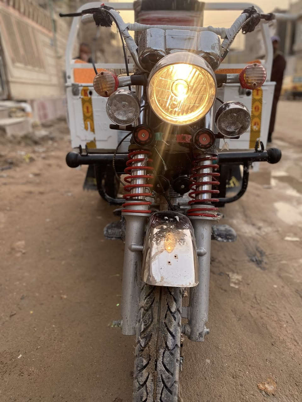 ستوته 2021كربلائي جديده مكينه جديده اربع براغي بصره زبير اوراق اصوليه بصره زبيرالسعر 1750
***********
