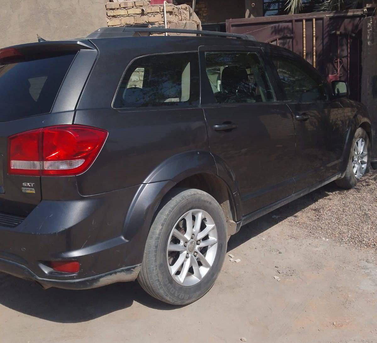 السلام عليكم سياره للبيع
1 . دوج جورني موديل 2016
2.   3600 سي سي
3 المحرك 6 سلندر

4 الداخل 7 راكب و 3 قطع تبريد

5. السياره امريكي

6. حادث بسيط بيهه البنيد ضربه خفيفه كلش وجاملغ السايق ضربه خفيفه

7. السعر 125 وبيه مجال

!! للتواصل مع صاحب السياره حصراً الاتصال بهذا الرقم فقط

*********** موجود وتساب وموجود اتصال
