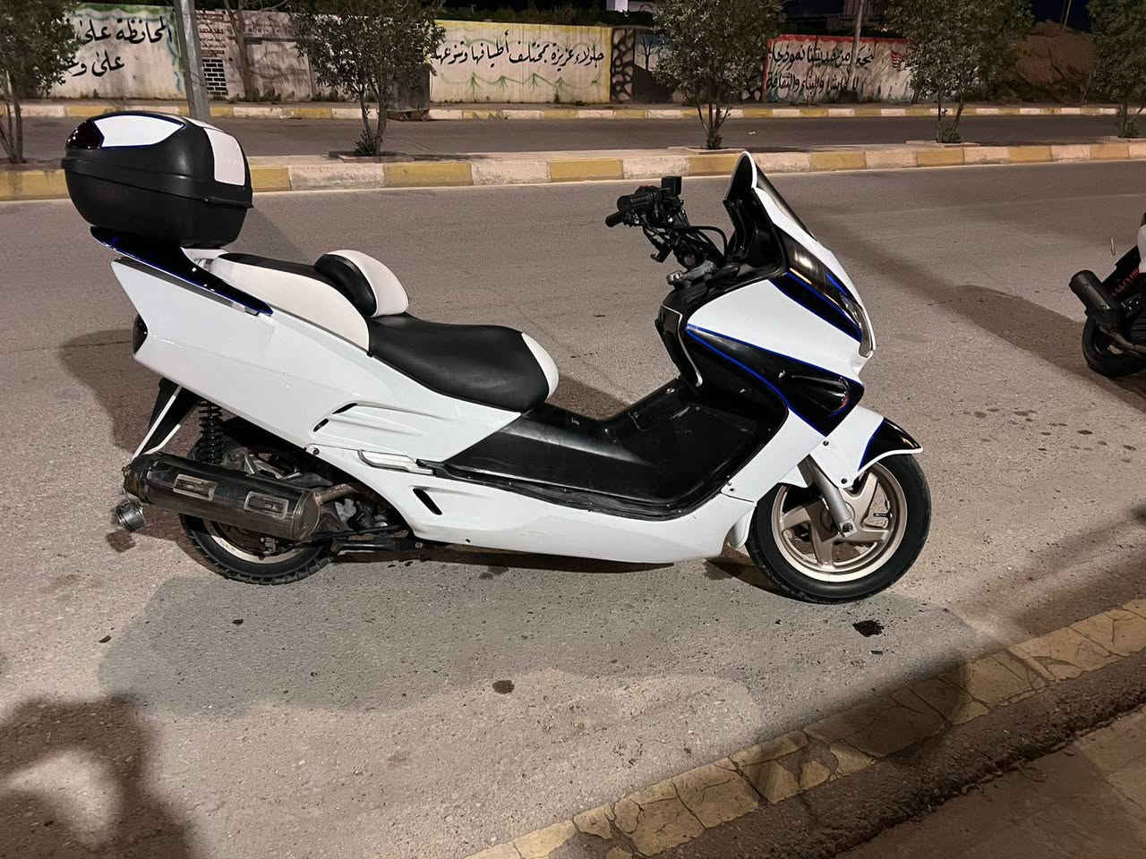 سلام عليكم
فورسه 06 دراجه خير من الله 
مكفوله شلعه ومعدل فول  الهاتف ***********
مكان دراجه ديالى جلولاء
