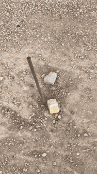 قطعه للبيع واجهيه 6ونزال16ونص العنوان  الضباط الثانيه قبل مكبس بثلاث فروع وره الملعب مال حي الرحمه المنطقه كافه الخدمات مي وكهرباء ومجاري والانترنيت 
السعر24
***********
