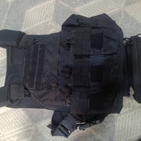 درع اسود اخو الجديد. للبيع سعر 35قفل. 07518584489