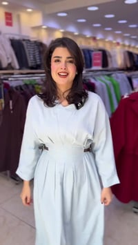 فستان • غير ملبوس • قياس ٣٨-٤٤