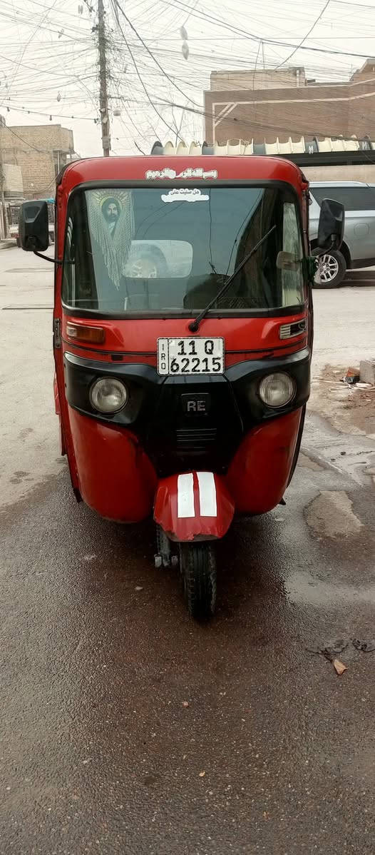 تكتك للبيع موديل 2018شهر 11بيه  معجون صفحه اليسره كد شبر اذا أكثر ترجع والدوسات معمره فقط والمحرك بي بكن تنزل فلوس تجفيت البكن السعر 6ملايبن ***********بغداد الشعب
