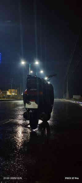 سلام عليكم دراجه سبيسي ياباني  للبيع نضيفه ما مفتوحه اخت لرمبه سلف +هندر +دبل أساره كربائيات شغاله 
مكاني كوت حي لجهاد زويريجات 
رقم تلفوني *********** 
لسعر مليون وبيه مجال
