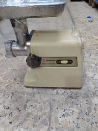 مفرمة لحم • ناشونال ياباني • مستخدم نضيف