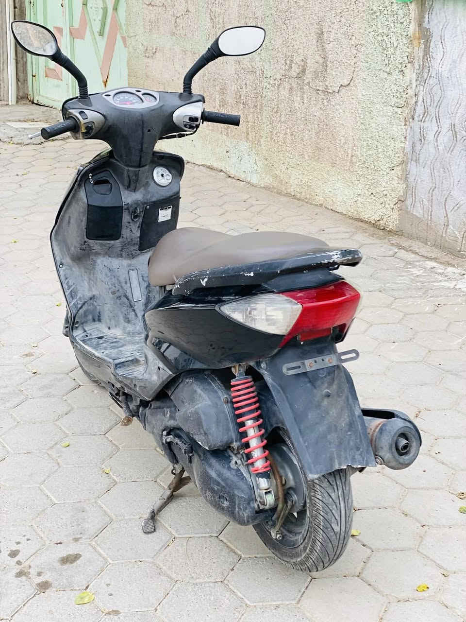 سلام عليكم دراجه سكنز نثيه البيع سعر خاص  مكاني نجف حي مهندسين  ***********
