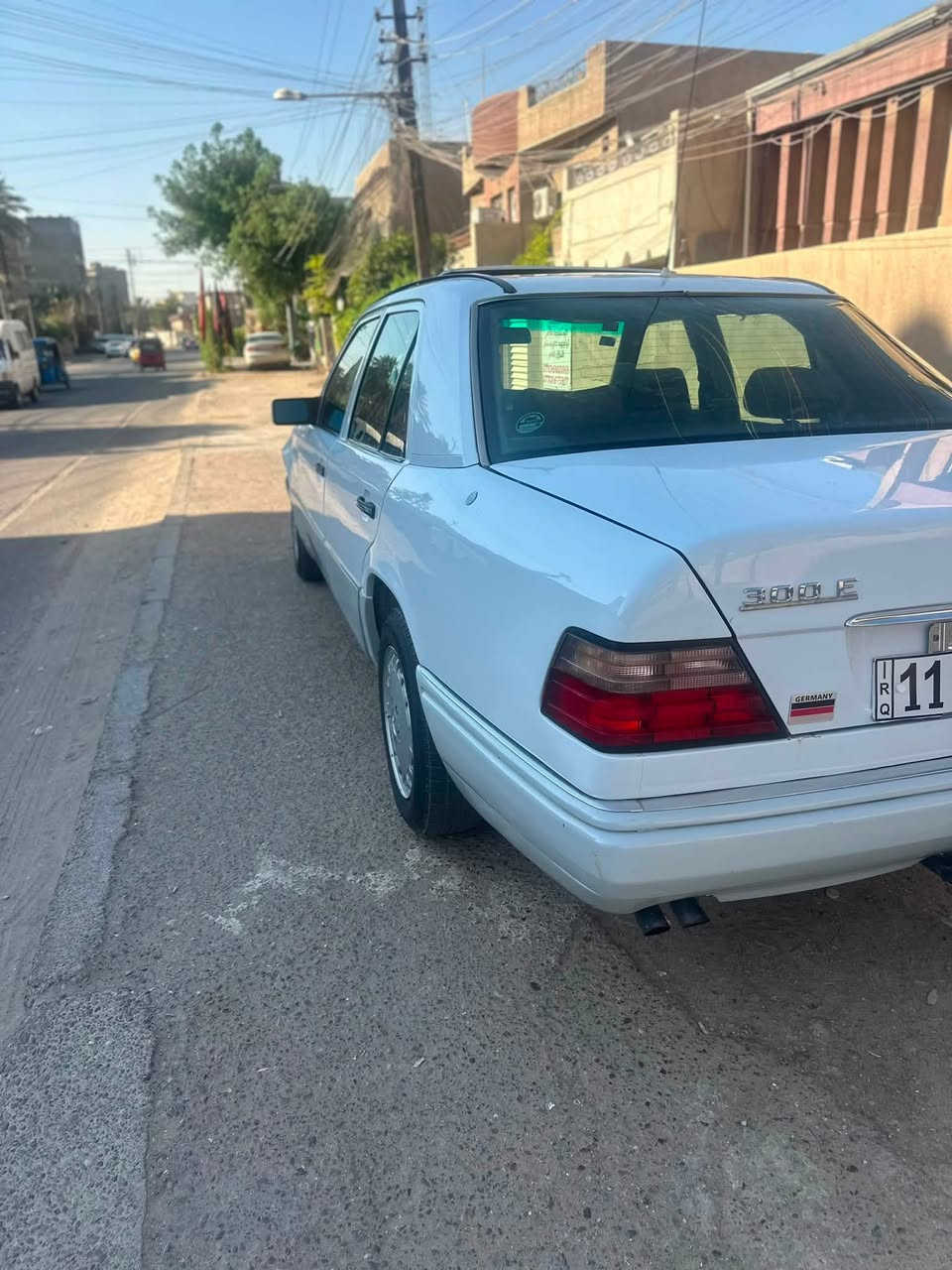 سلام عليكم ورحمة الله وبركاته 

مارسدس دب بيبي
‏رقم بغداد دولي باسمي هزة جديدة تحويل مباشر
‏كير و مكينة هذا المحور الياباني
‏تبريد شغال ثلج
‏ منظومة كاملة جديدة
‏حدادي أمامية خلفية جديدة
‏تخم جديد
‏Battery جديد
‏اسلايت  شغال 
‏سارة جاهزة من كل النواحي
‏تراك وين ما يعجبك
عنوان بغداد المشتل 
للستفسار ***********
