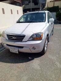 للبيع او مرواس سورنتو 2007 امريكي كير محرك صدر شرط رقم تلفون 077013501...