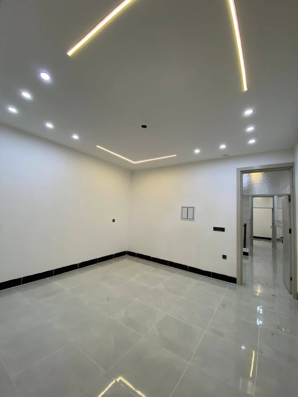 دارين طابو صرف طابقين 🔰موقع مميز على حديقة. بناء كامل  مواصفات المساحة 100م  الواجهة 5 ×20

الطابق الأول كراج استقبال مطبخ حار وبارد غرفة نوم صحيات داخلية وخارجية///الطابق الثاني غرفة نوم صحيات هول 

الموقع /حي العسكري قرب كاتب العدل  
السعر 120مليون مع المجال  كل دار 
 ***********
*********** كركوك, العراق
