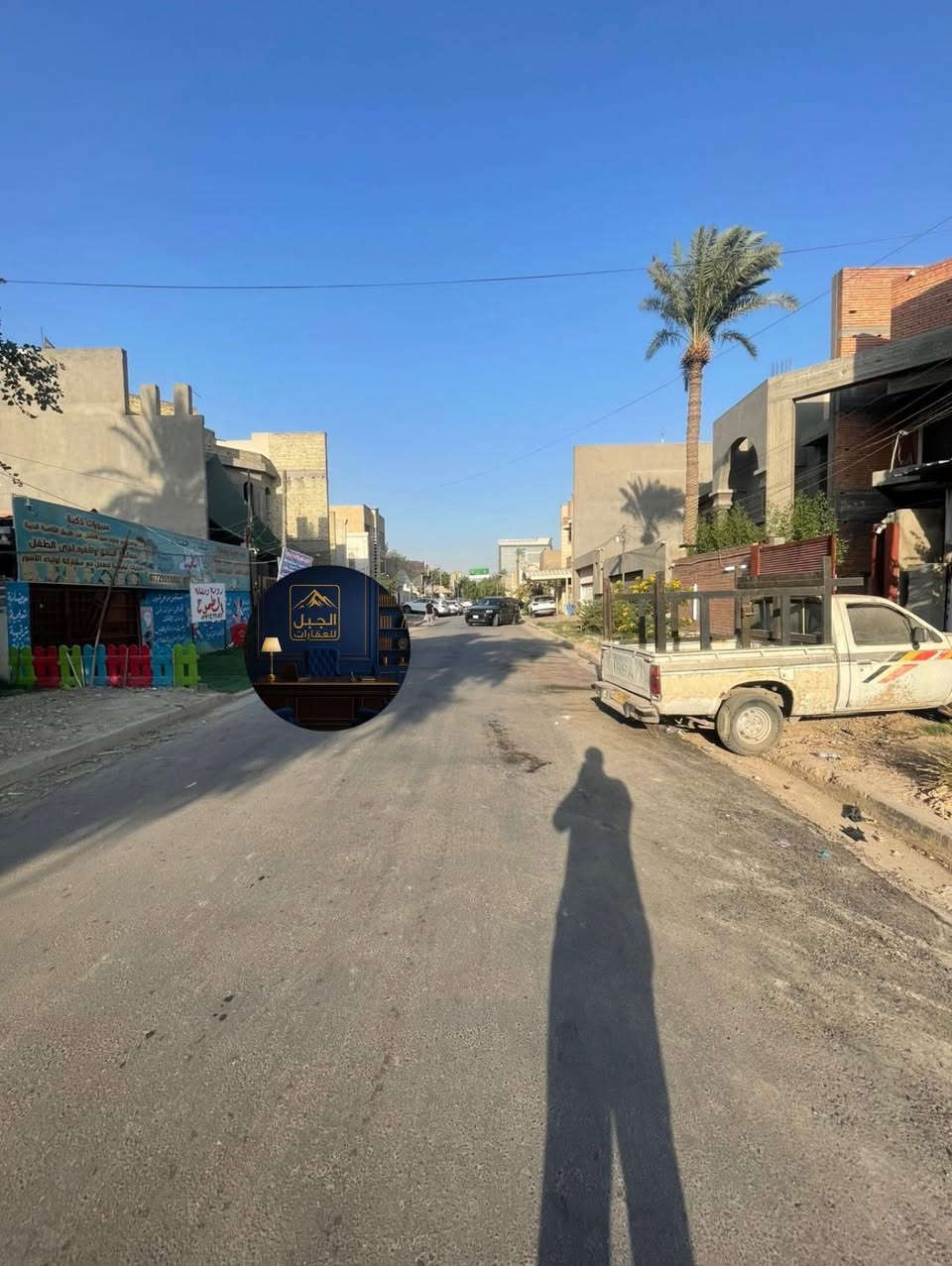 قطعه ارض للبيع🧿
موقع … شارع فلسطين محله 503 حي النيل 
المساحه الكليه…                                            60 متر 
الواجه …                                                        4،15 متر
النزال …                                                          14،50 متر 
اي عقار حابين تعرضو للبيع او للايجار ارسل تفاصيل العقار ع الارقام الموجود وبلنسبه لطرق العرض عدنه تطبيق عقاري وترويج مستمر لجميع العقارات وتدللون 
‎(شركه الجبل للعقار)🪬
***********
***********
