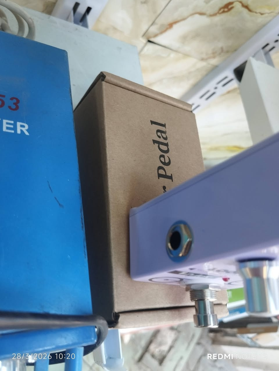 سلام عليكم  بل امزون طلعن هاي الغراض مال موسيقه أعلى سعر ابيع عندي توصيل جميع  محافظات العراق ب5 
*********** عنواني بغداد شارع الكفاح مجاور جامع عادل الرفقاني
