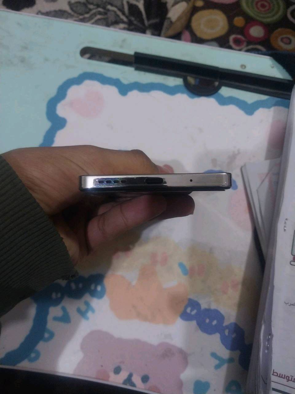 سلام عليكم نوت 40 5g باقي التفاصيل بالخاص