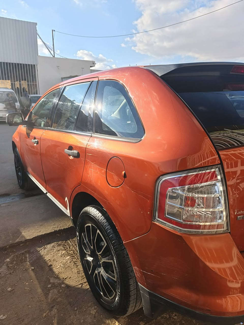 سلام عليكم للبيع فورد ايدج 2008 نظيفه كلش جاهزه من كلشي طخم تايرت وتبريد على سويج السياره كلين من دعاميه لدعاميه هزه وسنويه جديده شرط تحويل وقابل للمراوس سعرها 95 وبيها مجال رقم الاستفسار ***********
***********
