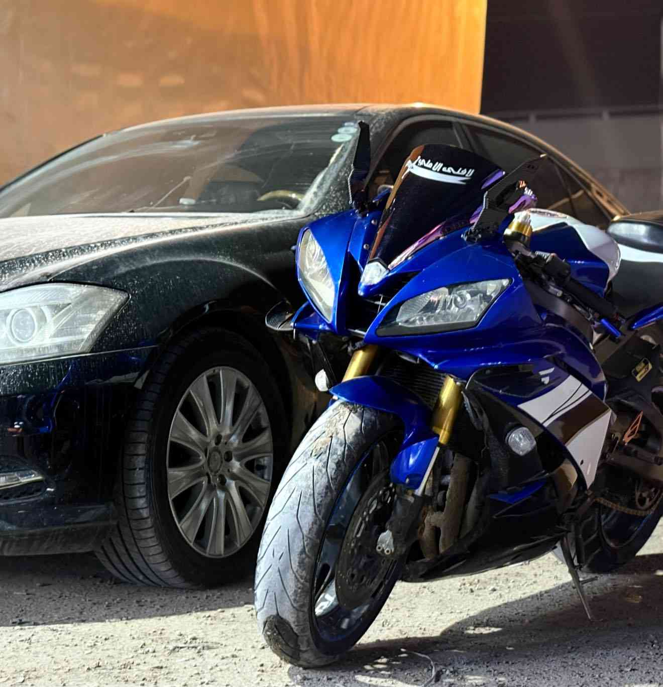 السلام عليكم 
للبيع أو مراوس حسب القناعه  بطح 600R6دراجه نصبته حلوه كفراته حلوه كهربائيات بلاد فقط المكينه بيها بكن اكرر المكينه بكن ⁉️عنواني الزعفرانية ***********
