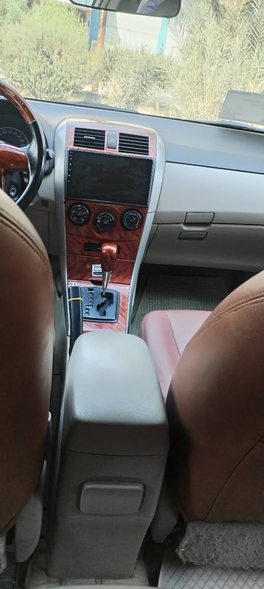 السلام عليكم
كورلا 2014 خليجي الشركه العامه 

ماشيه 214  الف كفالة عامة مكينه 16 مواصفات XLi
السياره جديده بمعنى الكلمه  وجاهزه بدون اي نقص 

رقم سليمانية دولي الجديد تحويل مباشر 

مكان السياره ديالى بعقوبة 

السعر 150 $
***********
