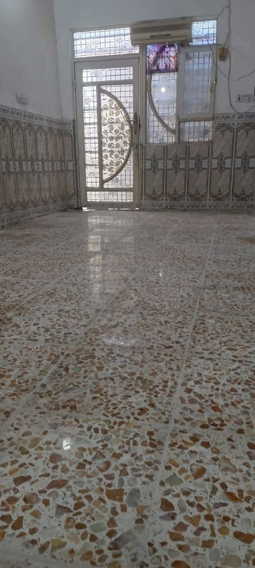 يالله يا رزاق 🤲🌹
السعر 33مليون فقط🤩  مع المجال
 يتوفر لدينا دار 100 متر طابو زراعي سند 25 
عنوان الدار /النجف /براكيه/شارع المطار القديم قرب 
(المجمع الطبي الكوثر الخيري )
{كافه الخدمات متوفرة سوق اسواق
 خباز مدارس اهليه حكوميه😍😱}
 قريب جدا الشارع العام عن الشارع 15 متر
 للاستفسار والحجز خاص 

او الاتصال واتساب متوفر👇

☎️ ***********
