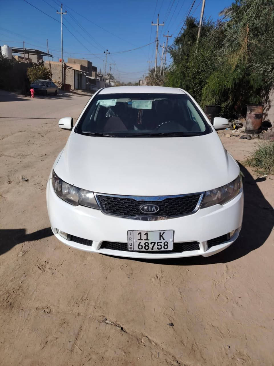 السلام عليكم كيا سيراتو موديل 2011 وارد خليجي رقم بغداد انكليزي مصبوغه حزام  بدون دواخل كير مكينة  1600 تبريد  ثلح طخم تاير  سنتر لوك تحكم ستيرن باتري جديد   اشاير بلمري  مري شفط حساس خلفي  السياره احلى من صور بهواي مال جناي  تجي وشوف سياره استعمال شخصي فقط السعر 86  وبيه مجال *********** اتصل وبيك خير  وتدلل
